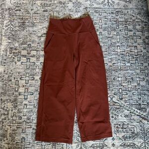 Lululemon Wide-Leg Capri